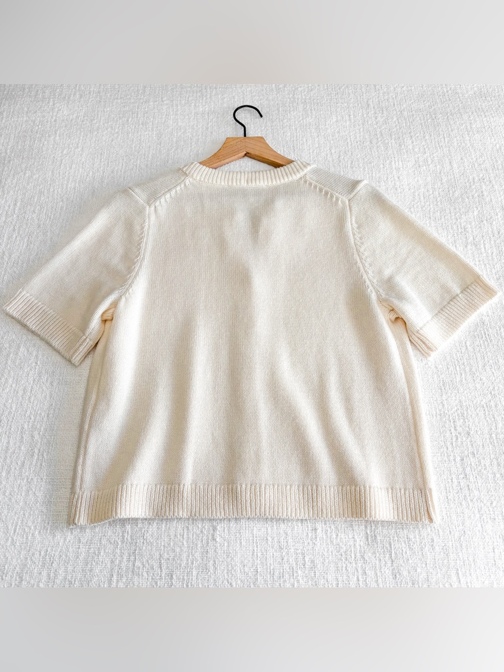 Abercrombie short sleeve cardigan. - Picture 5 of 7